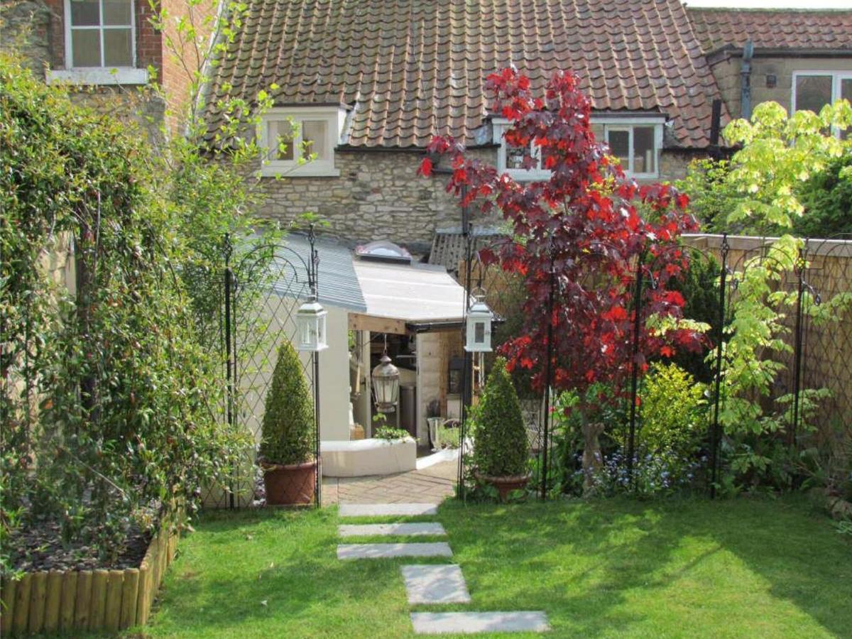 Lavender Cottage, Grade 2 Listed Period Stone Built Cottage In Pickering, North Yorkshire Luaran gambar